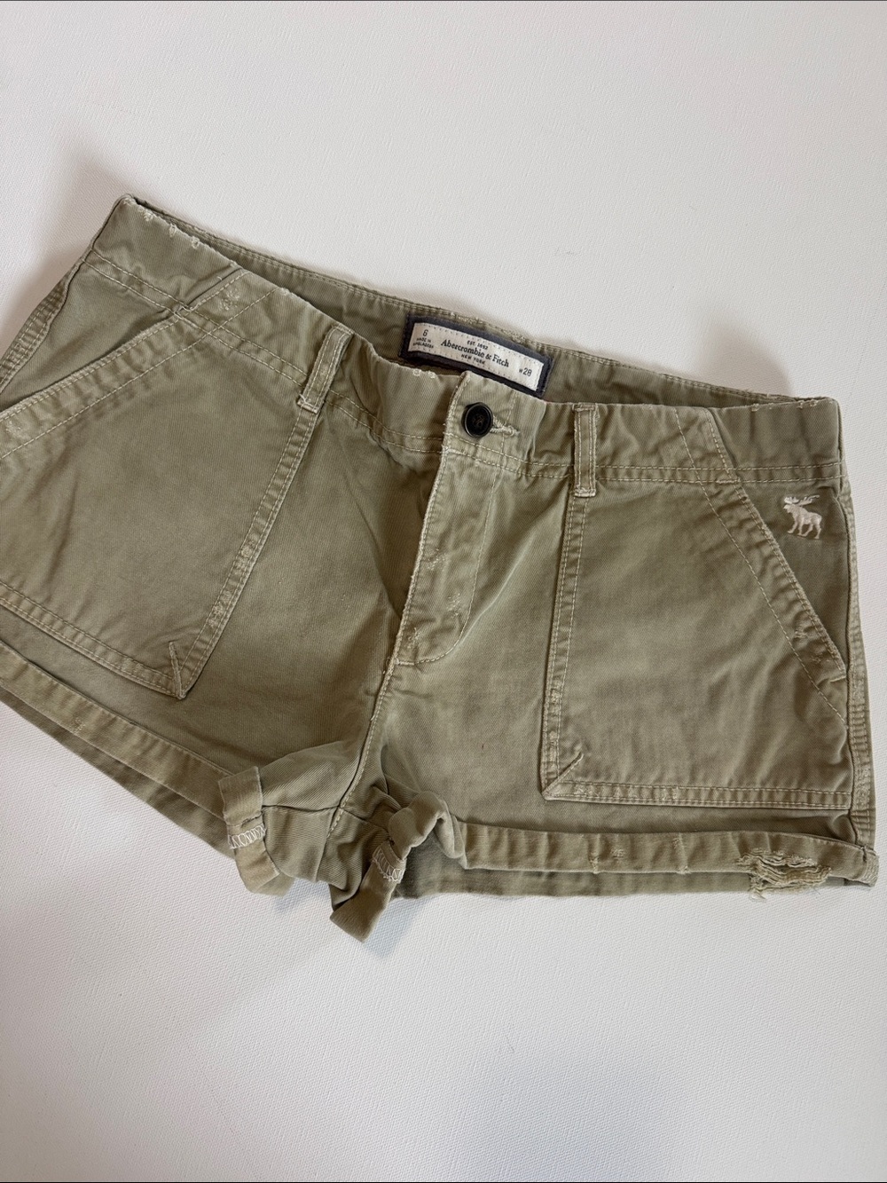Abercrombie & Fitch Low Rise Olive Green Pocket Utility Short Shorts